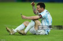 Messi qaysi sportchi bilan suratga tushishni xohlashini aytdi