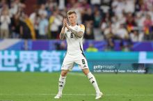 Toni Kroos SHotlandiyaga qarshi bahsda bergan paslarining 99% aniq bo'ldi