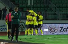 "Neftchi" va "Surxon" o'rtasidagi qiziqarli bahsdan FOTOGALEREYA