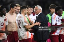 “Roma“ hujumchisi bilan shartnomani uzaytirdi