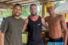 Kumir bilan uchrashuv: Yamal Braziliyada Neymar bilan birga futbol o'ynadi