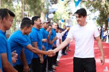 O'zbekiston terma jamoasi futbolchilari o'zlari tug'ilgan hududlardagi akademiyalarga tashrif buyurishdi