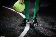 Футболда тайм-аут олиб бўлмайди? Уддабурон инглизлар муаммонинг ўзига хос ечимини топишди