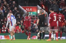 Бу қизиқ! "Ливерпуль" истеъдоди 16 дақиқада 2 та қизил карточка олди