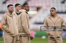 "Бу фирибгарларнинг найрангими?" "Ноттингем Форест" захира дарвозабони Бразилия терма жамоасидан таклиф олгани ҳақида