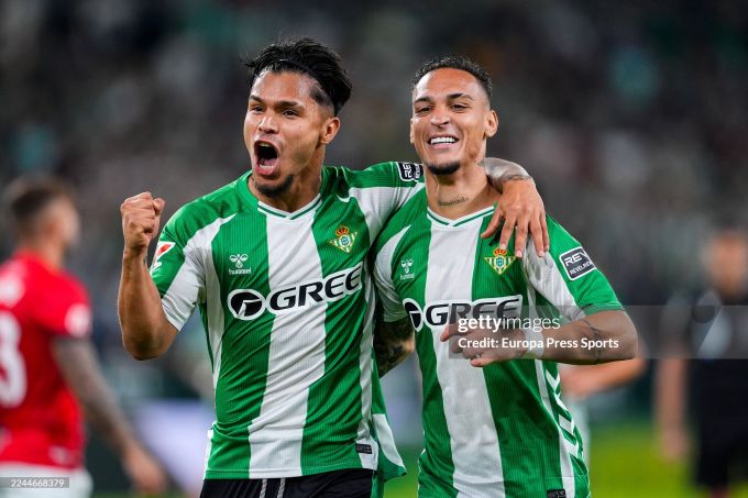 Ла Лига. "Бетис" йирик ҳисобда ғалаба қозонди. Антони иккита гол урди ва битта голли узатмани амалга оширди