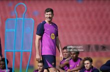 "Милан" Левандовски билан шартнома имзоламоқчи