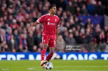 "Барселона" "Ливерпуль" ярим ҳимоячисини сотиб олмоқчи