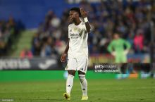 "Реал" Винисиус билан янги шартнома бўйича музокараларни тўхтатди