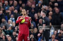 Арне Слот ҳакамлардан норози: "Лайнсмен байроқни кўтариш учун 13 сония вақт сарфлади"