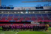 "Барселона" "Камп Ноу"даги очилиш ўйини учун сюрприз тайёрлаб қўйилганини маълум қилди