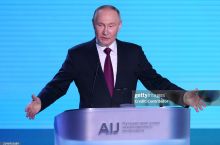 Путин: "Футбол мухлислари доимий равишда ҳакамлик сифатига эътибор беради"