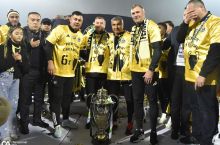 "Нефтчи"дан кетган Левченко Суперлигада "йил мураббийи" совринини қўлга киритди