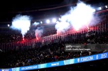 УЕФА "Барса"га қарши ўйиндаги немис мухлисларнинг хатти-ҳаракатлари учун "Айнтрахт"ни жазолайди