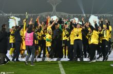 "Нефтчи" асосий таркибнинг яна икки нафар футболчиси билан шартномани узайтирди