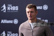 Тони Кроос тарихдаги энг улуғ мураббийни айтди