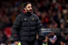 Аморим МЮ схемаси ўзгариши ҳақида: "Қарор ОАВ босими туфайли қабул қилинмади. Агар футболчилар тизимни матбуот сабаб ўзгартирдим деб ҳисоблашса, бу мураббий учун якун демакдир"