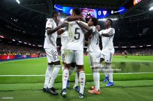 APLdan yana bir himoyachi "Liverpul" taklifini rad etib, "Real"ni tanladi