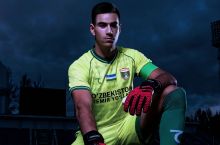 Расман: "Пахтакор"да деярли ўйнамаган футболчи "Локо"га қайтди