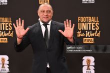 Роберто Карлос касалхонадан чиқди