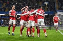 Англия лига кубоги ярим финалининг илк учрашувида "Арсенал" "Челси"ни мағлубиятга учратди. Гарначонинг дубли етарли бўлмади