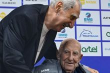 Футбол фахрийси Евгений Валицкий 97 ёшни қарши олди