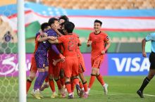 Буюк Хитой деворини қўриқлаётган мусулмон сарбозлар