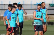 "Барселона" собиқ футболчиси Қозоғистоннинг "Актобе" клубига ўтди