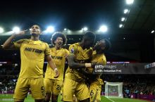 "Арсенал" Гехини қўлга киритиш бўйича муваффақиятсиз уринишдан сўнг эътиборини "Кристал Пэлас"нинг бошқа ҳимоячисига қаратди