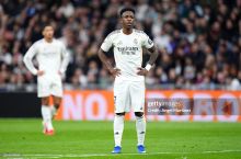 Vinisius muxlislar munosabati sabab "Real"ni tark etishga qaror qildi
