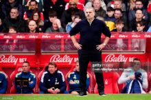 Постекоглу футболга қайтди. Унинг шов-шувли истеъфодан кейинги илк лавозими маълум