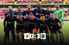 Туркия. Шомуродовдан ассист, "Башакшеҳир"дан йирик ғалаба