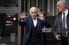 "АҚШдан йироқ бўлинг": Блаттер Жаҳон чемпионатини бойкот қилишга чақирди