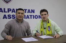 Туркманистон терма жамоаси футболчиси "Арал"га ўтди