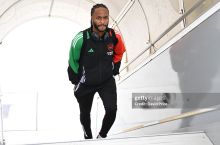 Стерлинг ЕЧЛда иштирок этаётган 7 клуб билан музокаралар олиб бормоқда