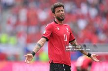 "Пахтакор" қизиқиш билдирган футболчи "Мец"га ўтди