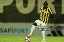 Расман: "Фенербахче" Н'Голо Канте билан шартнома имзолади