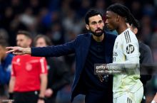 Кийиниш хонасида кескин муҳит: "Реал"да Арбелоага нисбатан эътирозлар бор