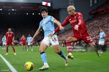 АПЛ. "Ливерпуль" ва "Ман Сити" "Энфилд"да ўзаро баҳс олиб бормоқда, Ҳусанов илк дақиқалардан майдонда (онлайн ҳисоб)