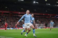 Ҳоланд "Энфилд"да илк бор гол урди. У АПЛда ўйнаган 24 та стадионидан 23 тасида гол уришга муваффақ бўлган