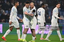 "Манчестер Юнайтед" "Интер" ҳимоячисига қизиқмоқда