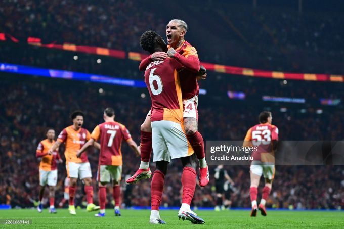 ЕЧЛ. "Галатасарой" плей-оффнинг илк баҳсида "Ювентус"ни йирик ҳисобда таслим этди