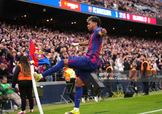 Ла Лига. "Барселона" ўз уйида "Вильярреал"ни йирик ҳисобда мағлуб этди, Ямалдан хет-трик