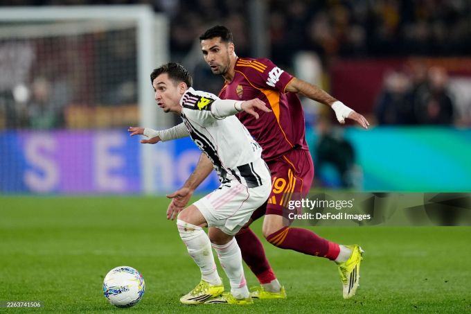 A Seriya. "Roma" va "Yuventus" o'rtasidagi o'yin gollar shousiga aylandi