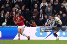 АПЛ. МЮ бир тайм ўн киши бўлиб ўйнаган "Ньюкасл"га мағлуб бўлди