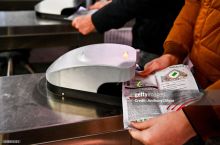 ПСЖ ўйинларига қалбаки чипталар тайёрлаб сотганликда гумон қилинган шахс қўлга олинди