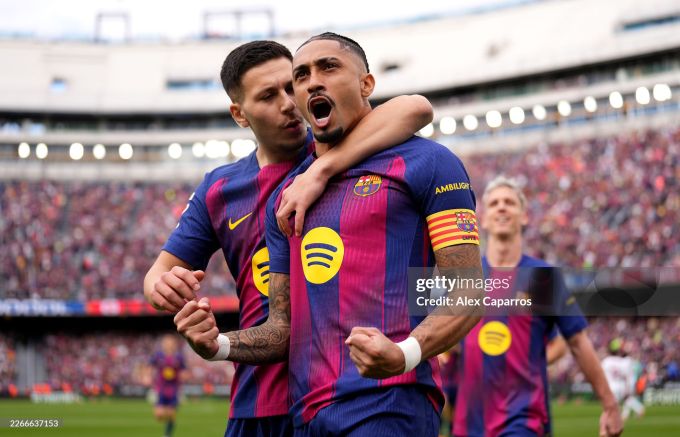 Ла Лига. "Барселона" — "Севилья" 5:2