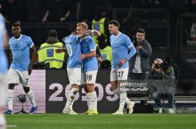 А Серия. "Комо" "Рома"ни мағлуб этди, "Милан" эса муҳим ўйинда мағлубиятга учради