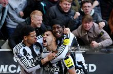 МЮ "Ньюкасл" етакчиси билан битим тузишга яқин