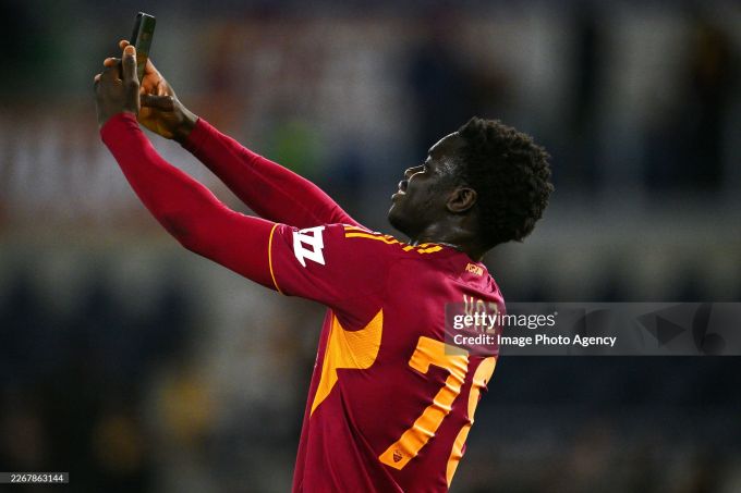 А Серия. "Интер" "Фиорентина" билан дуранг ўйнади, "Рома" эса "Лечче"ни мағлуб этди